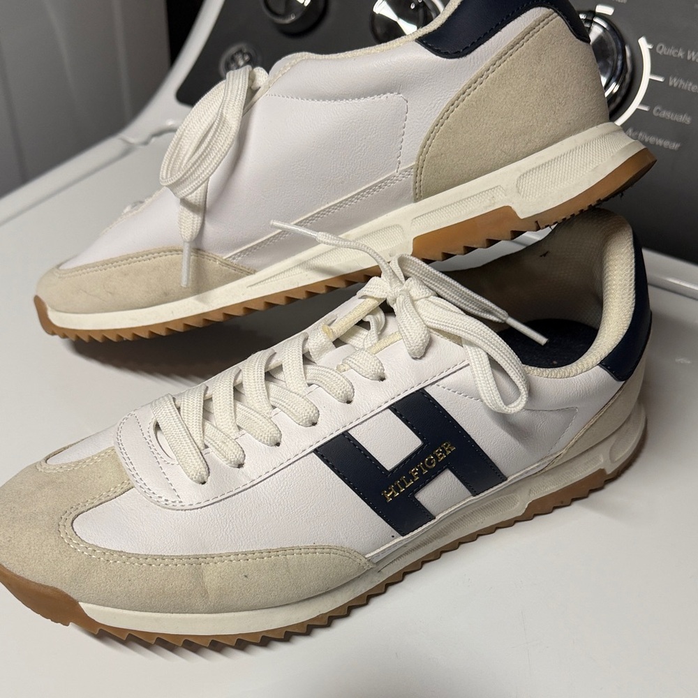 Tommy Hilfiger White and Tan Sneakers - Picture 2 of 5